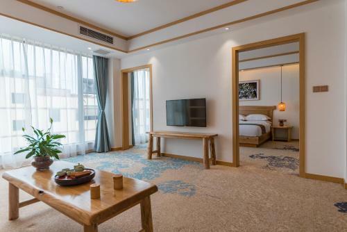 Yunxianju Tea Culture Theme Hotel