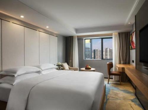 Hotel Ramada Encore By Wyndham Kunming West