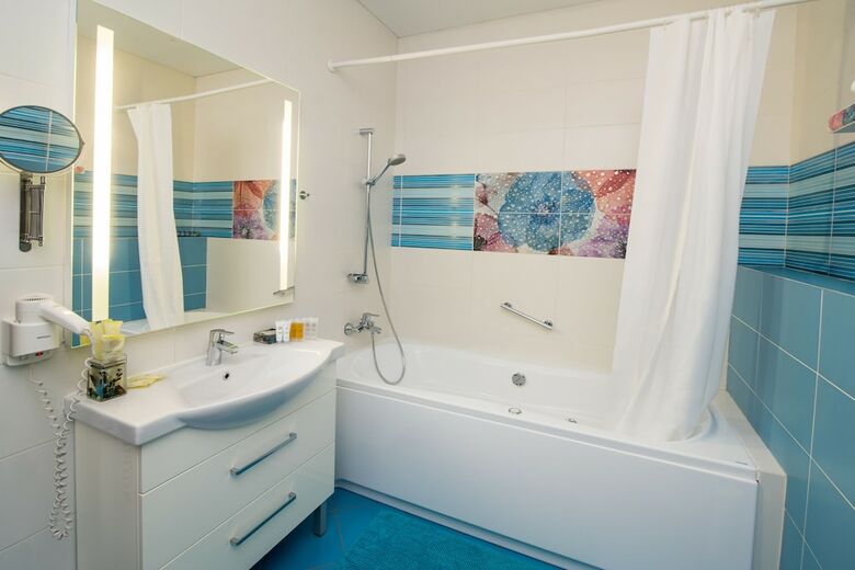 Maksim Gorkiy Hotel