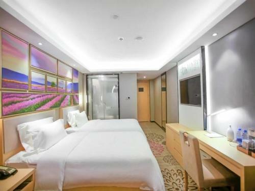 Lavande Hotel Nanchang Bayi Square Branch