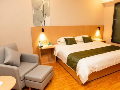 Greentree Inn Pingliang Jinding Times Square Express Hotel