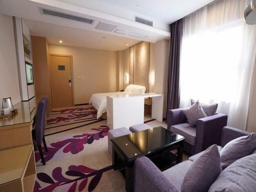Lavande Hotel Qingyuan Flying Lake