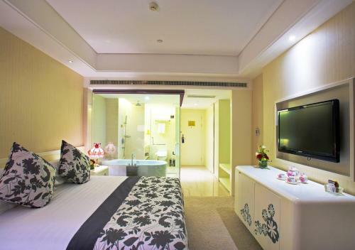 Maison New Century Crystal Hotel, Ningbo