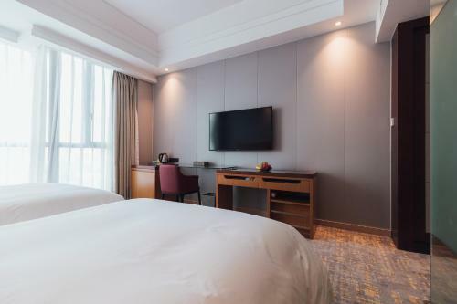 Zhenhe Hotel