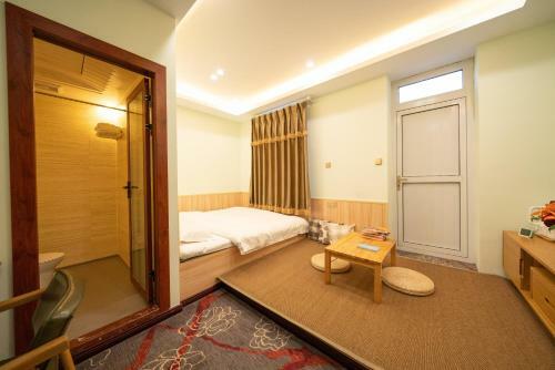 Qingdao Top Yunyin Homestay