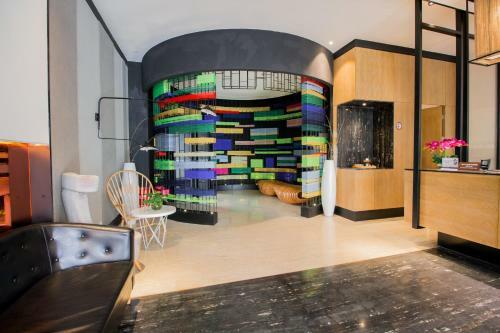 Hotel Yitel Shanghai Middle Ring Road Caobao Road
