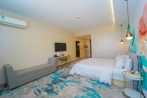 Shanghai Crown Crystal Hotel