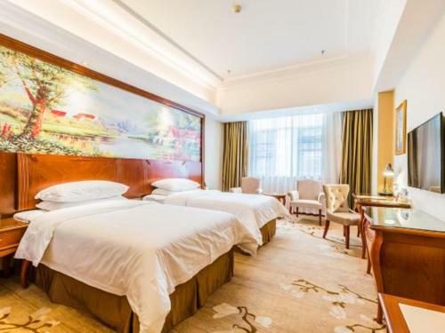 Vienna Hotel (Shaoguan Qujiang Shunjing)