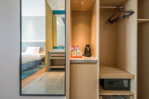 Holiday Inn Express Shenzhen Nanshan, An Ihg Hotel