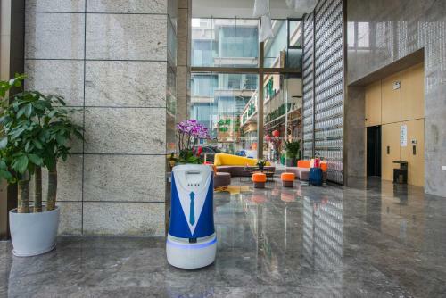 Holiday Inn Express Shenzhen Nanshan, An Ihg Hotel