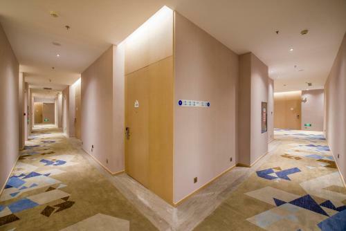 Holiday Inn Express Shenzhen Nanshan, An Ihg Hotel