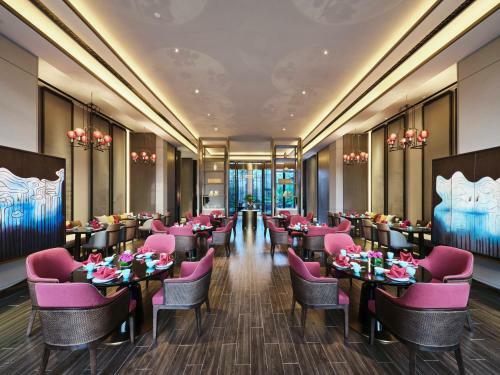 Crowne Plaza Wuxi Lake View, An Ihg Hotel