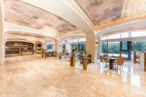 Hotel Mercure Xi'an Dayan Pagoda