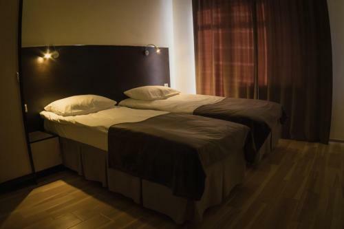 Cruise Hotel