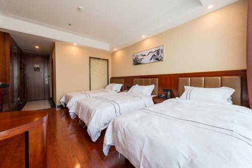 Urba Hotel (Yichun Wanda High-speed Railway Station)