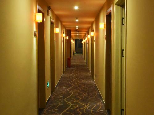Hotel 7days Premium Yantai Railway Station Branch