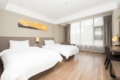 Sixuan Sanheng Hotel