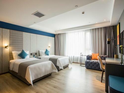 Lano Hotel Zhenjiang Rt-mart