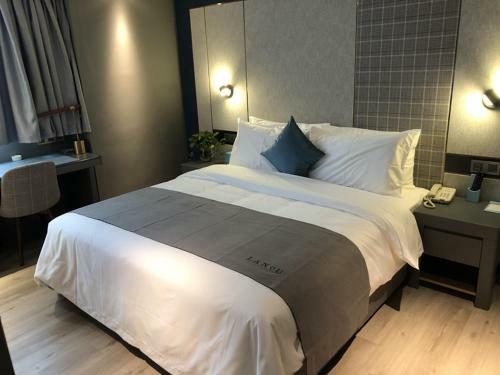 Lano Hotel Zhenjiang Rt-mart