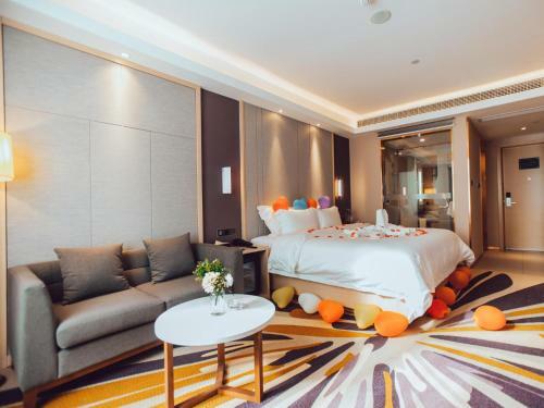 Lavande Hotel Suzhou High Speed Rail North Station
