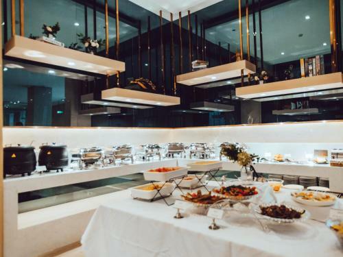 Lavande Hotel Suzhou High Speed Rail North Station