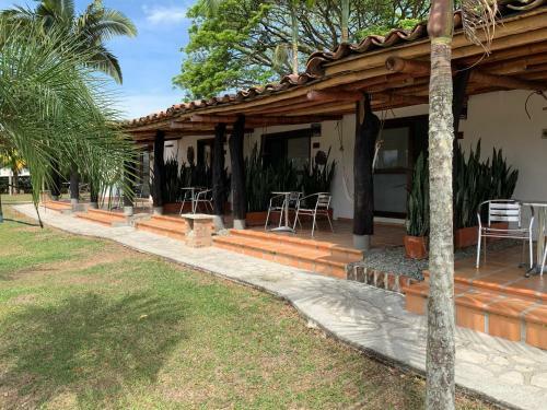 Hotel Rancho Eden