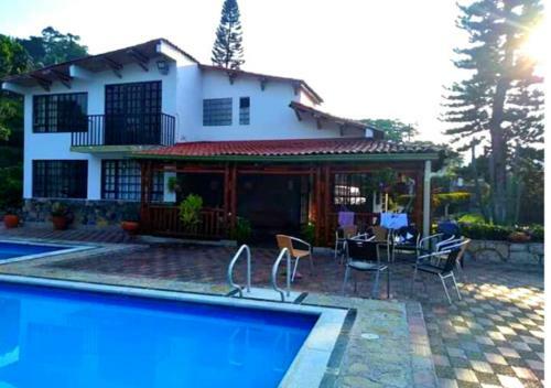 Finca Campestre Piscina Privada Anapoima