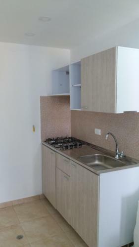 Farallones Apartahotel - Betania