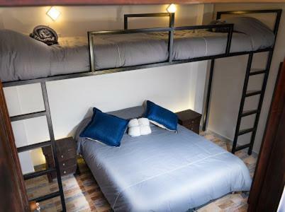 Hostal La Casa De Las Plazas