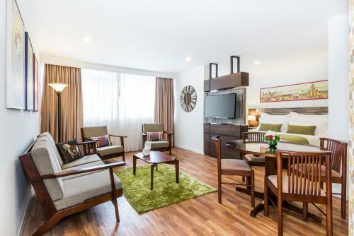 Aparthotel Suites By Vilar Am�rica