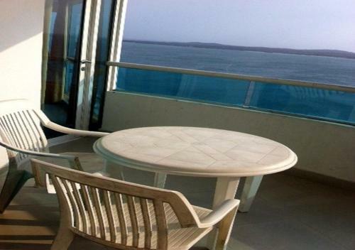 Apartamento Con Piscina En Bocagrande Cartagena