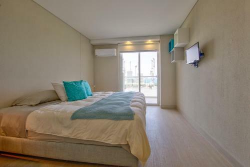 Apartamento Cielo Mar Regatta - Livincolombia
