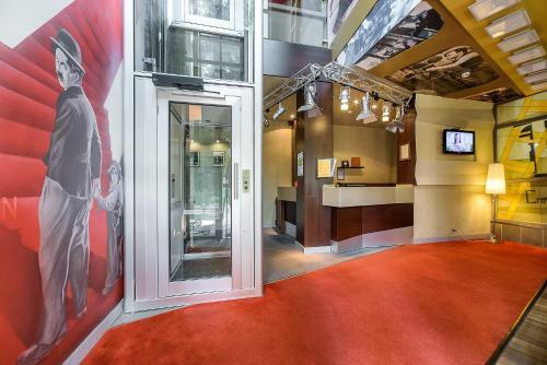 Lumier Hotel