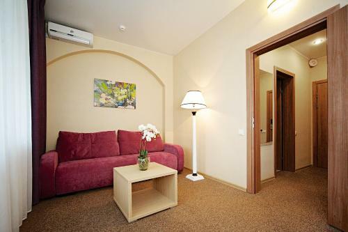 Vozdvizhenskoe Park Hotel