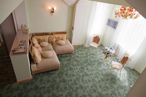 Imperial Village Hotel