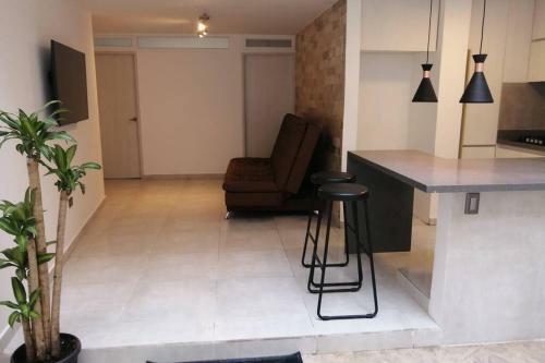 En El Poblado, Espectacular Apartamento Entero Nuevo