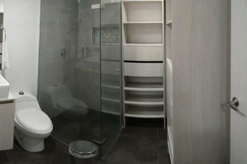 En El Poblado, Espectacular Apartamento Entero Nuevo