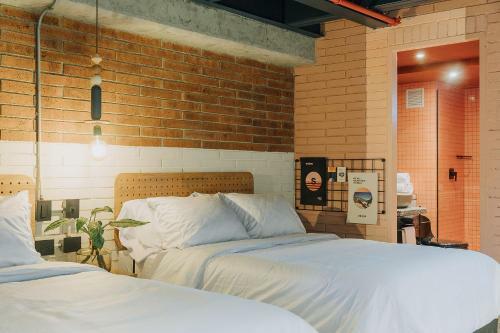 The Somos Hotel