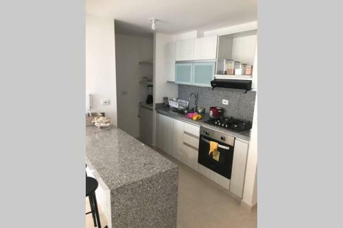 Apartamento C�modo Con Todo Lo Que Necesitas Con Aire Acondicionado !!