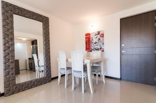 Apartamento 3/2 La Vega Modern & Chic W/pool By Nomad Guru