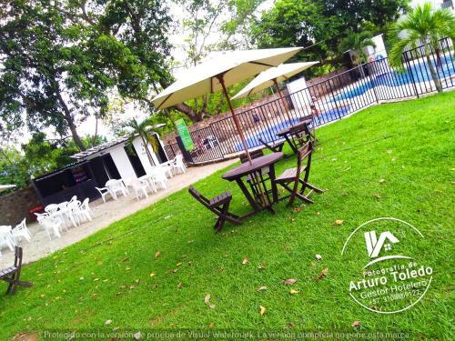 Hotel Y Restaurante Llano Grande