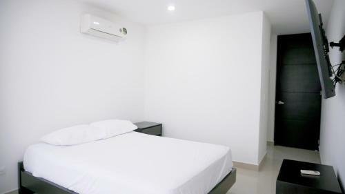 Las Palmeras Apartahotel