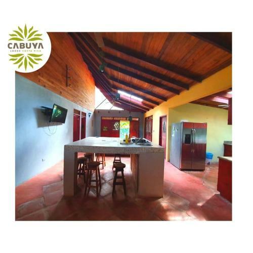 Cabuya Lodge