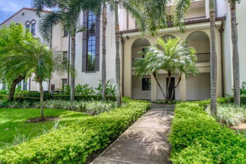 Pacific Private Residence Club 1105
