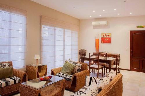 Sombras 301 - Lovely Condo In Downtown Coco Beach Sombras 301