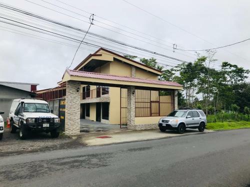 Hotel The Owl, La Fortuna Downtown