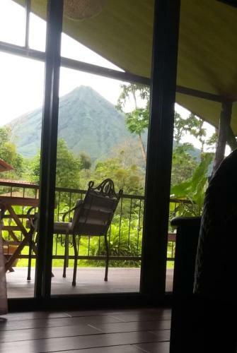 Hotel Tropical Suites