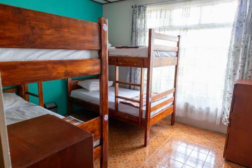 Hostal Hostel Bouganvilia Bed And Breakfast