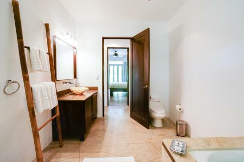 Makara Suite Mariposa Ground Floor