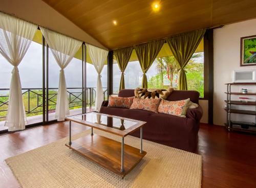 Hotel Retiro Del Lago Arenal Lodge